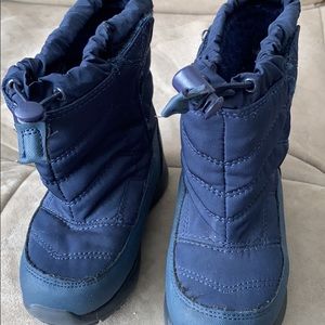 Toddler boy snow boot